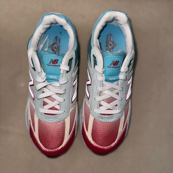 New Balance 990v5 - Picture 2 of 5